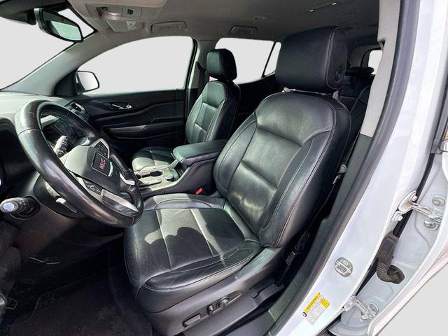 Photo of 2019 Summit White GMC Acadia
