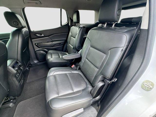 Photo of 2019 Summit White GMC Acadia