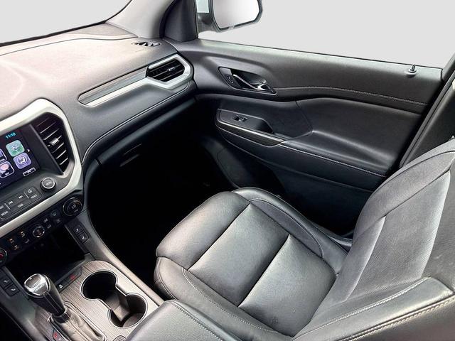 Photo of 2019 Summit White GMC Acadia