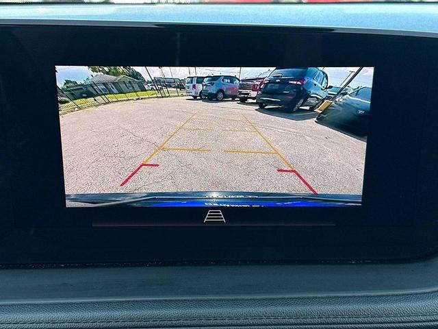 Photo of 2024 Summit White Buick Encore GX