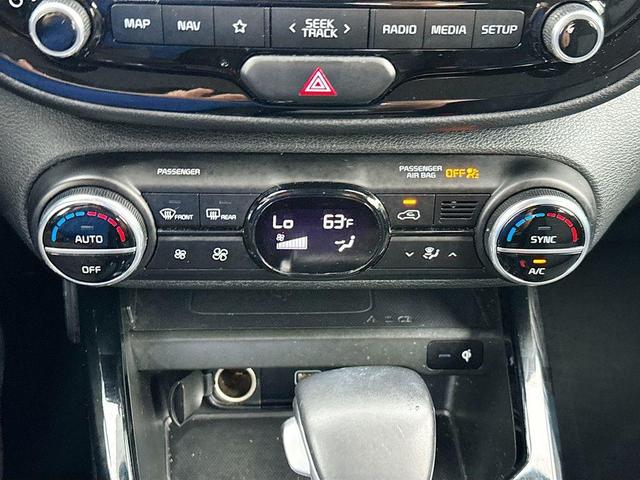 Photo of 2023 Snow White Pearl Kia Soul