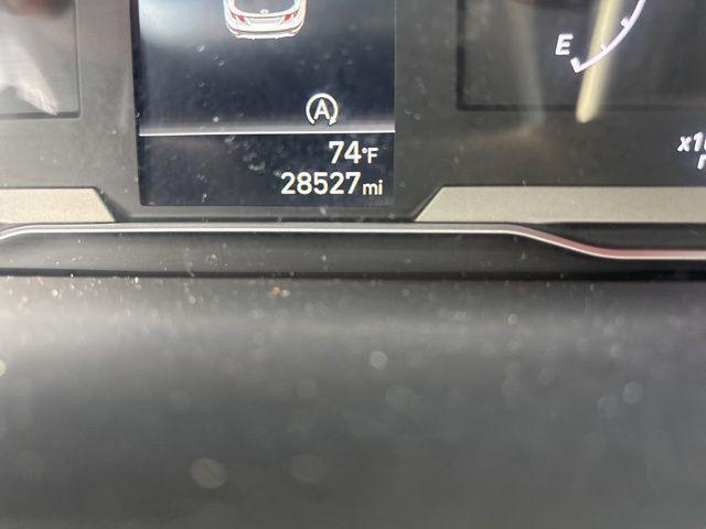 Photo of 2024 White Pearl Hyundai TUCSON