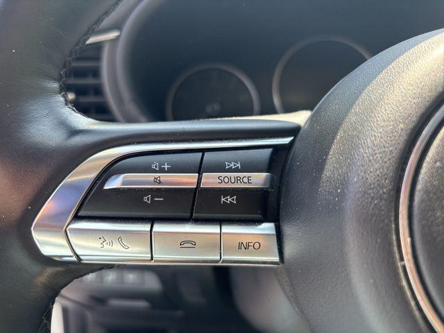 Photo of 2022 Snowflake White Pearl Mazda CX-30