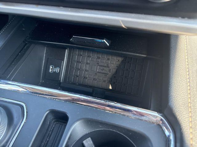 Photo of 2023 Black Metallic Ford Expedition Max