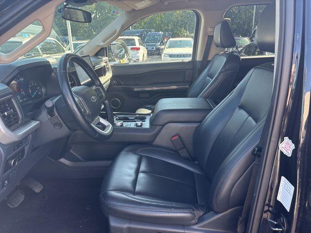 Photo of 2023 Black Metallic Ford Expedition Max