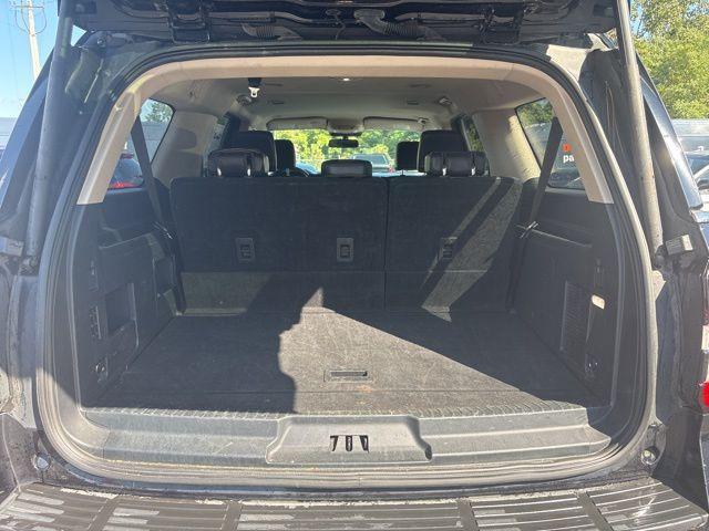 Photo of 2023 Black Metallic Ford Expedition Max