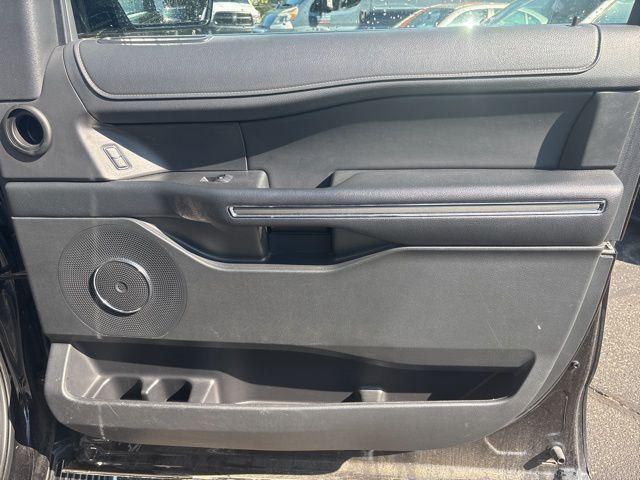 Photo of 2023 Black Metallic Ford Expedition Max