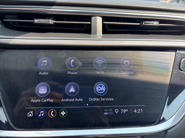 Photo of 2022 White Frost Tri-Coat Buick Encore GX