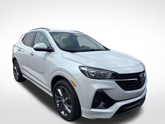 Photo of 2022 White Frost Tri-Coat Buick Encore GX