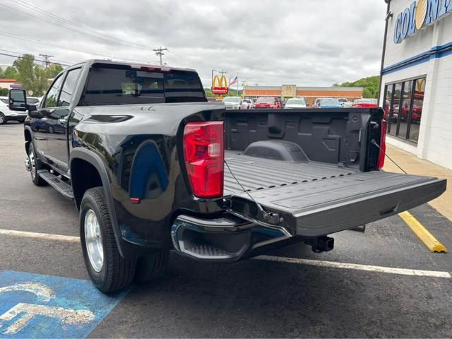 Photo of 2025 Black Chevrolet Silverado 3500