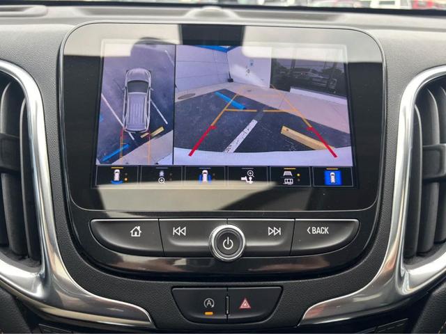 Photo of 2022 Iridescent Pearl Tricoat Chevrolet Equinox