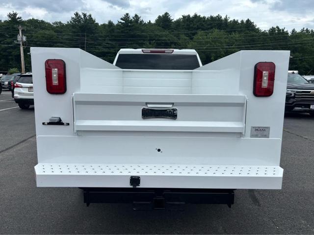 Photo of 2025 Summit White Chevrolet Silverado 2500