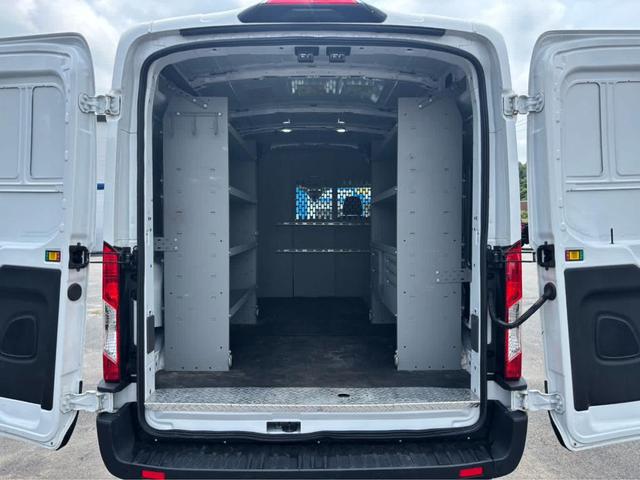 Photo of 2022 Oxford White Ford Transit-150