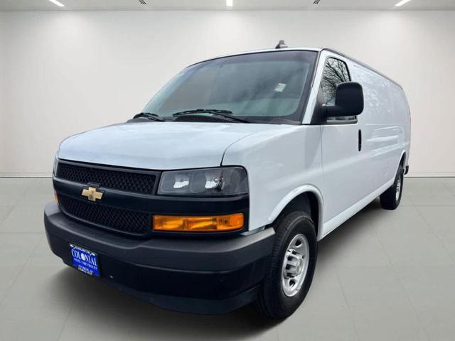 2023 Chevrolet Express 2500