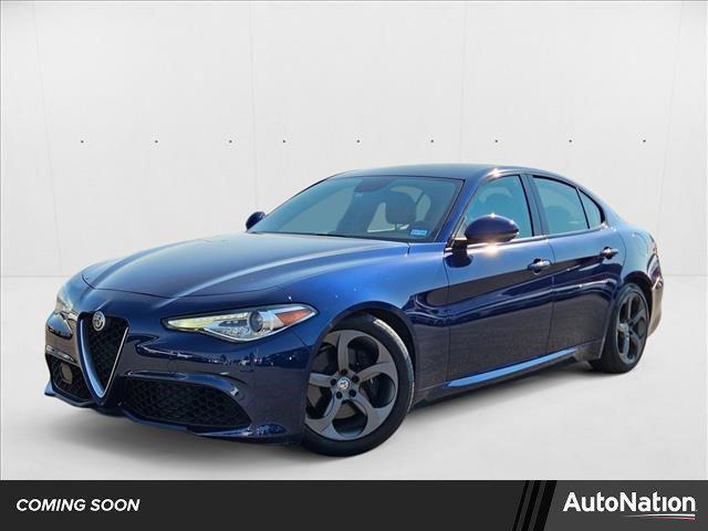 Photo of 2017 Montecarlo Blue Metallic Alfa Romeo Giulia