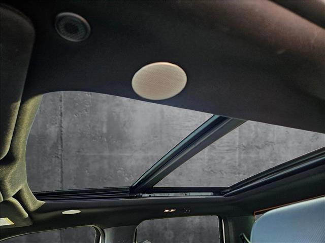 Photo of 2022 Oxford White Ford F-150