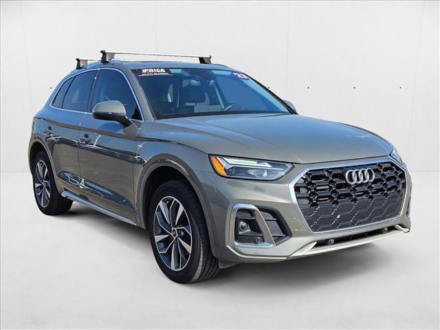 Photo of 2023 Daytona Gray Pearl Effect Audi Q5