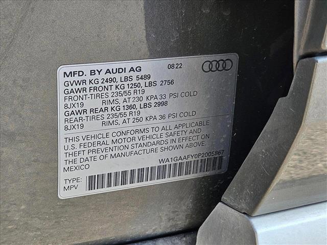 Photo of 2023 Daytona Gray Pearl Effect Audi Q5