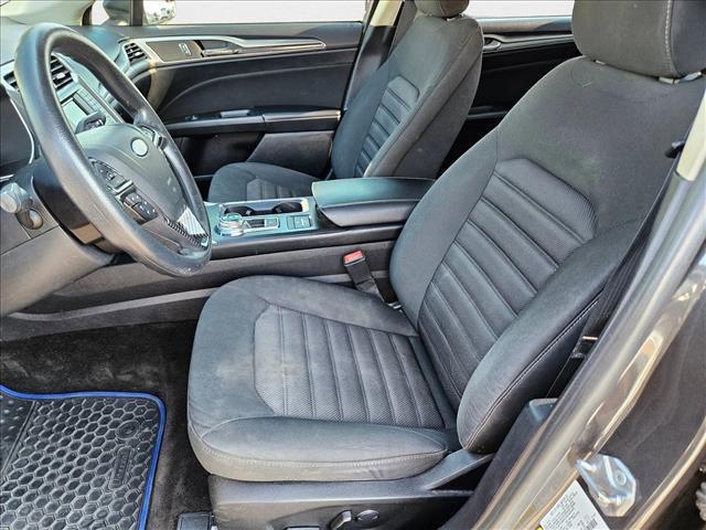 Photo of 2018 Silver/Gray Ford Fusion Hybrid