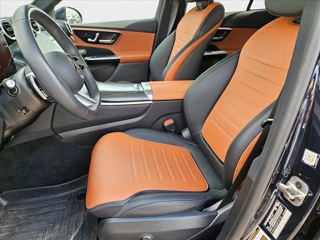 Photo of 2024 Black Mercedes-Benz GLC 300
