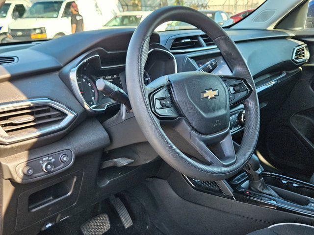 Photo of 2023 Blue Glow Metallic Chevrolet Trailblazer