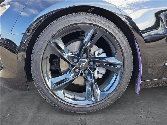 Photo of 2024 Black Chevrolet Camaro