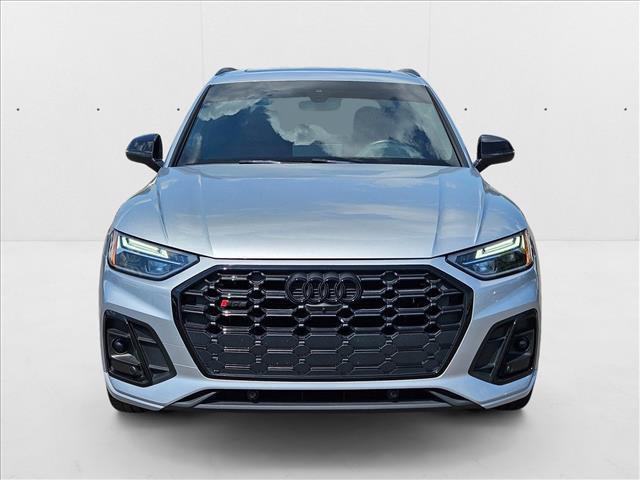 Photo of 2021 Sliver Audi SQ5