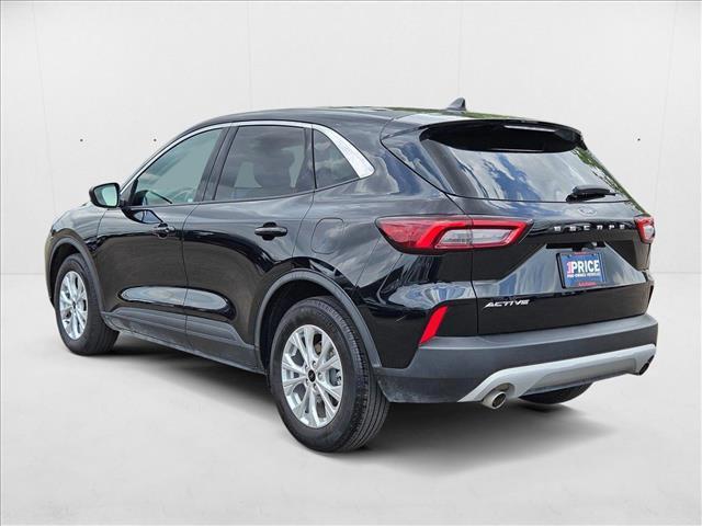 Photo of 2024 Agate Black Metallic Ford Escape