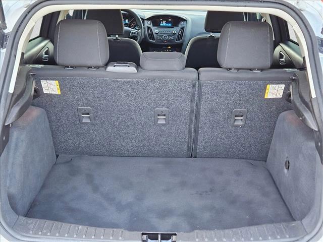 Photo of 2017 Silver/Gray Ford Focus