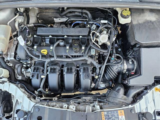 Photo of 2017 Silver/Gray Ford Focus
