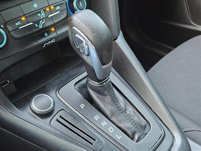 Photo of 2017 Silver/Gray Ford Focus