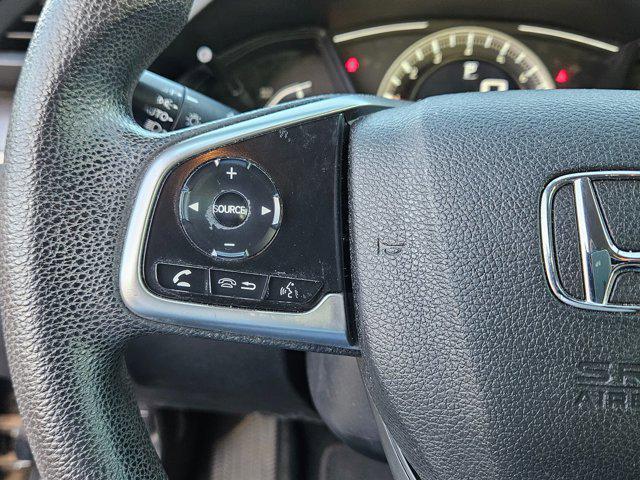 Photo of 2017 White Honda Civic