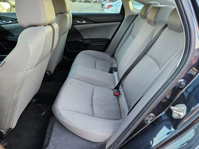 Photo of 2017 White Honda Civic
