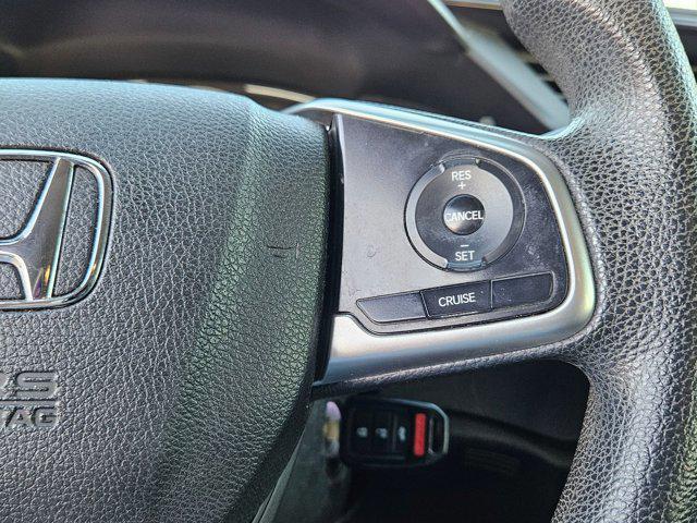 Photo of 2017 White Honda Civic