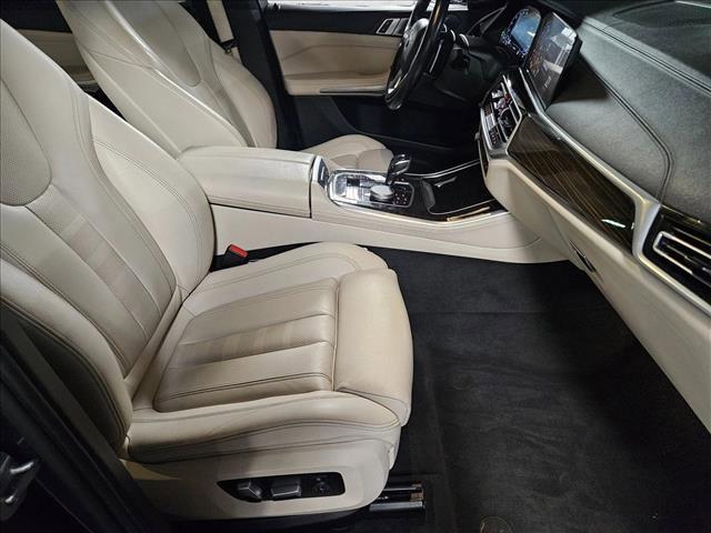 Photo of 2021 Arctic Gray Metallic BMW X5