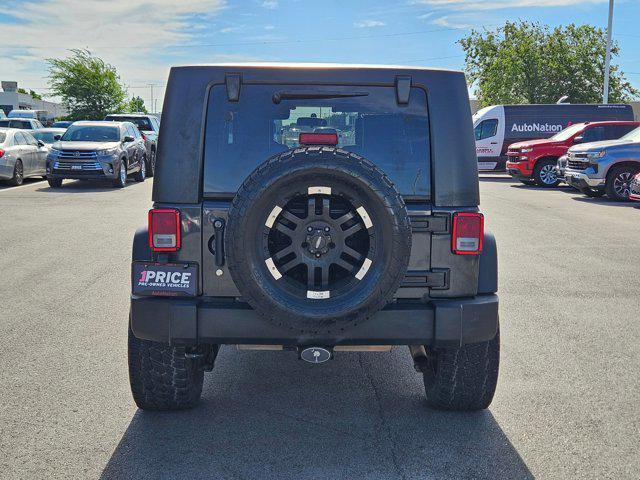 Photo of 2010 Dark Charcoal Pearl Jeep Wrangler Unlimited