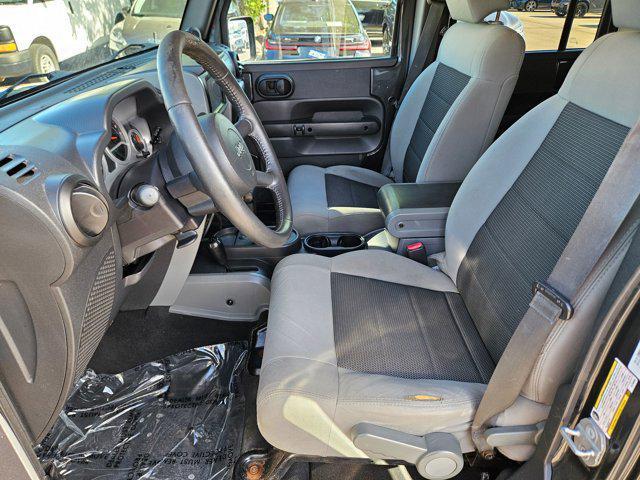 Photo of 2010 Dark Charcoal Pearl Jeep Wrangler Unlimited