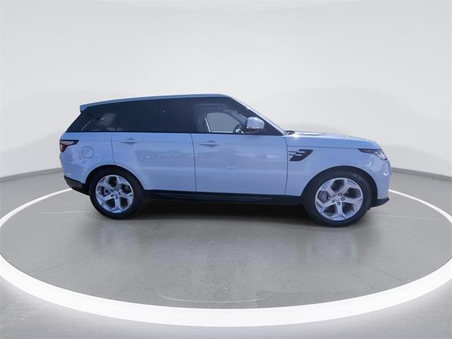 Photo of 2018 White Land Rover Range Rover Sport
