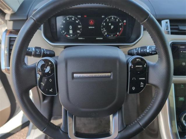 Photo of 2018 White Land Rover Range Rover Sport