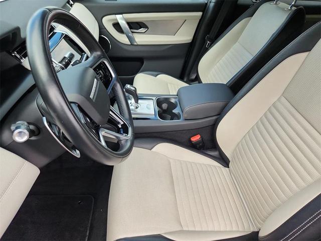 Photo of 2022 Portofino Blue Metallic Land Rover Discovery Sport