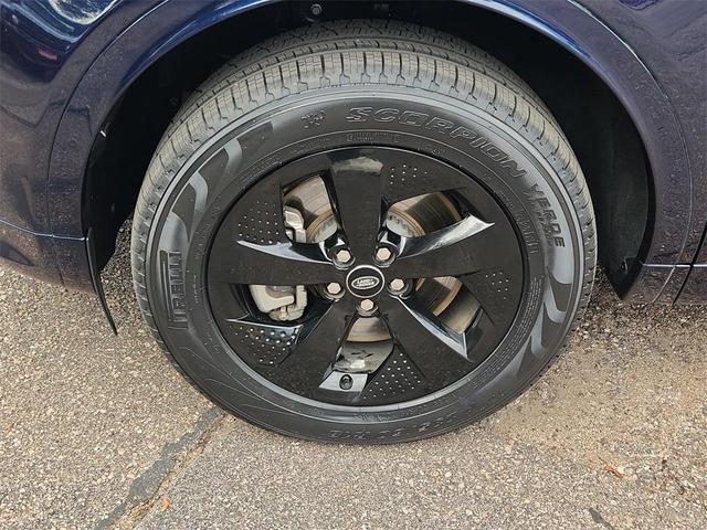 Photo of 2022 Portofino Blue Metallic Land Rover Discovery Sport