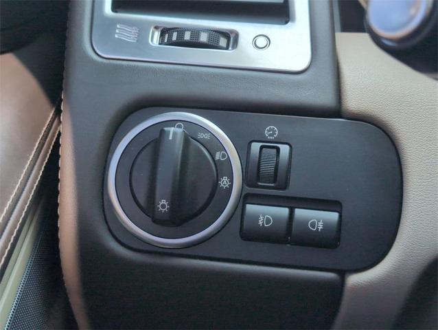 Photo of 2013 Fuji White Land Rover Range Rover Sport