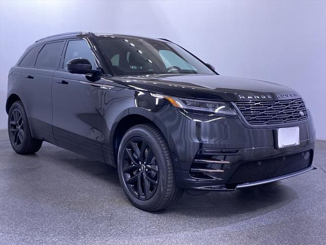 Photo of 2025 Santorini Black Metallic Land Rover Range Rover Velar