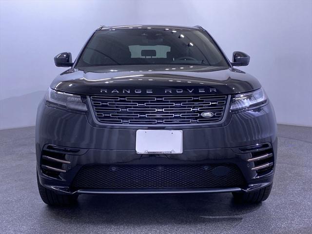 Photo of 2025 Santorini Black Metallic Land Rover Range Rover Velar