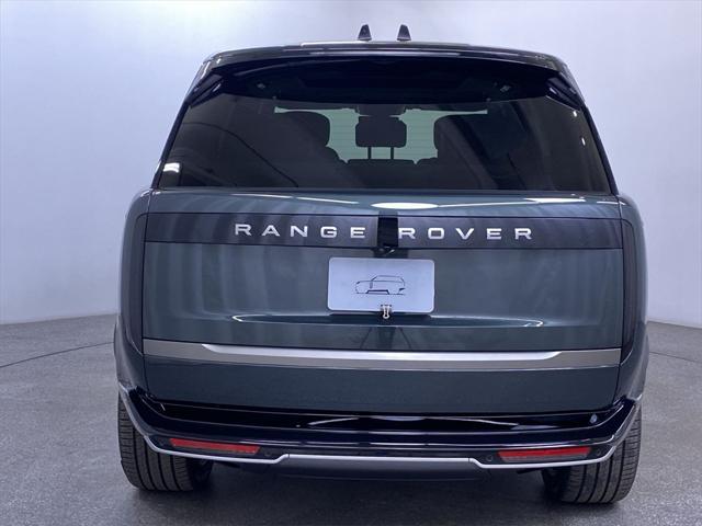 Photo of 2025 Belgravia Green Metallic Land Rover Range Rover