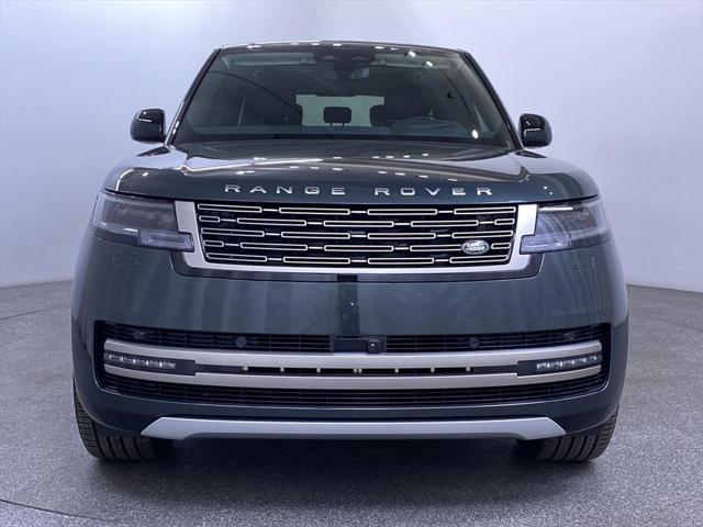 Photo of 2025 Belgravia Green Metallic Land Rover Range Rover