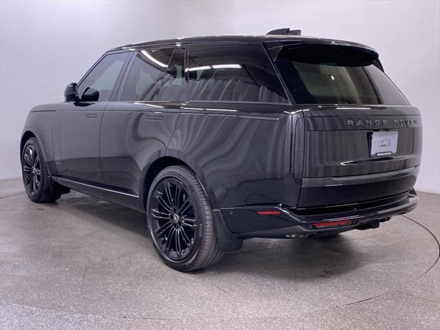Photo of 2025 Santorini Black Metallic Land Rover Range Rover