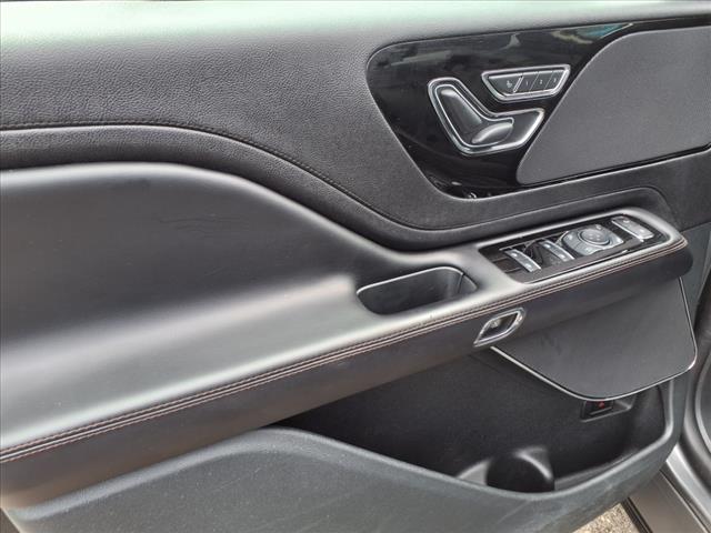 Photo of 2023 Metallic Lincoln Aviator