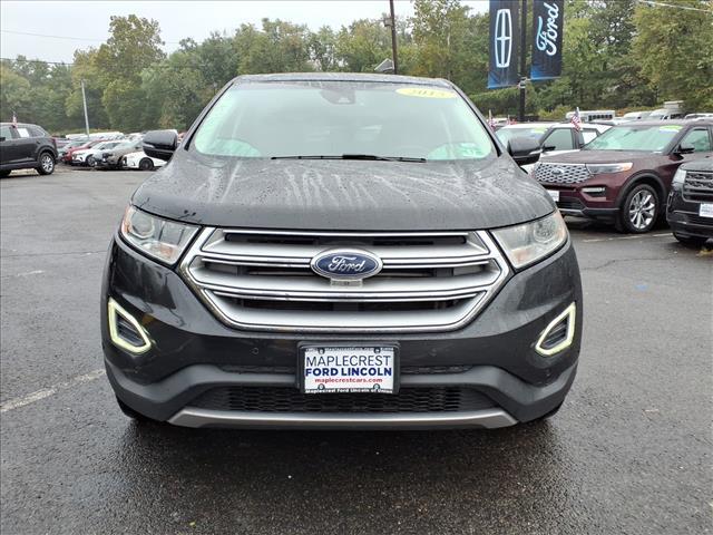 Photo of 2015 Tuxedo Black Metallic Ford Edge