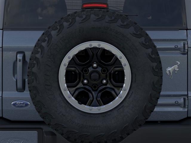 Photo of 2025 Azure Gray Metallic Ford Bronco